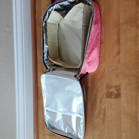 Girls Karma's World Lunch Bag Tote & 4pc Binder Notebooks Folder School Set NWT - Picture 5 of 9